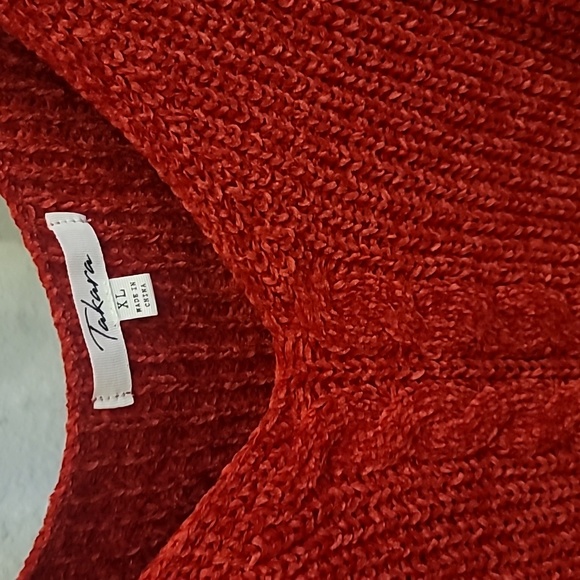 Soft beautiful red sweater NWT - Picture 5 of 5